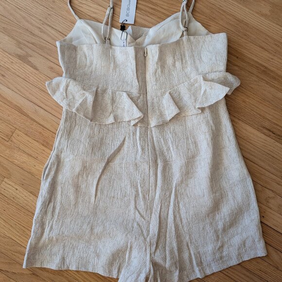 NWT BCBGENERATION Linen Blend Romper - Picture 5 of 8